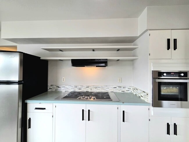 Photo - 4 Bed, 2 Bath -- Newly Renovated -- Home on Wenatchee Golf & Country Club's 16th Fairway**