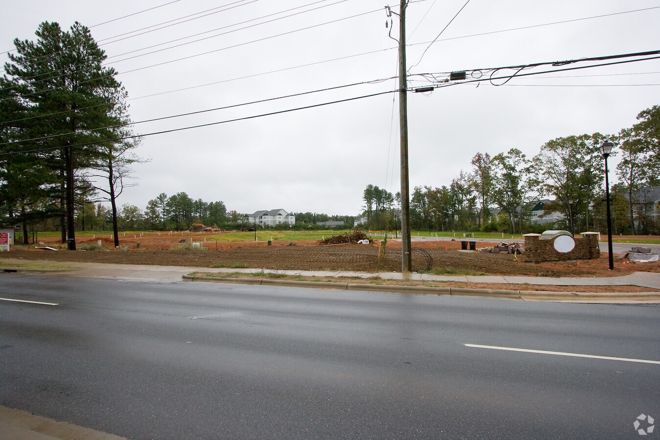 Photo - 3524 Tryon Rd Apartments