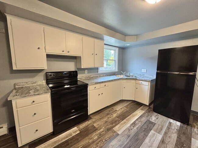 Photo - 1491-1493 Harvey St