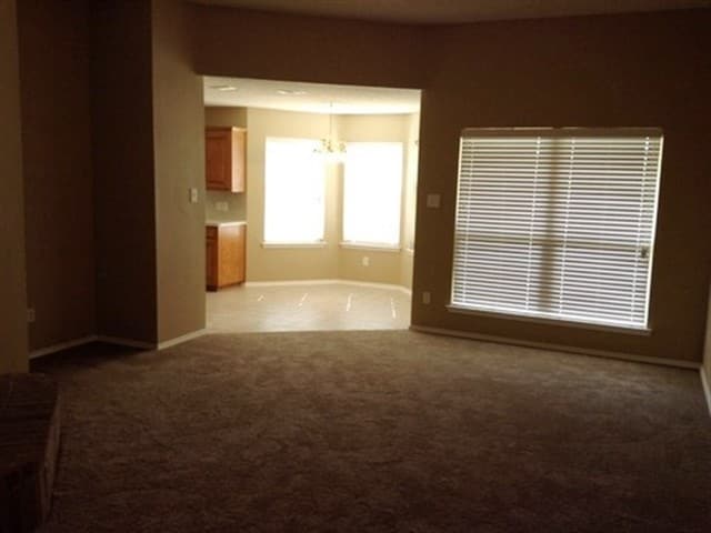 Photo - 413 Bretts Way