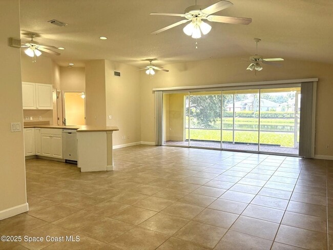 Photo - 791 Sunset Lakes Dr