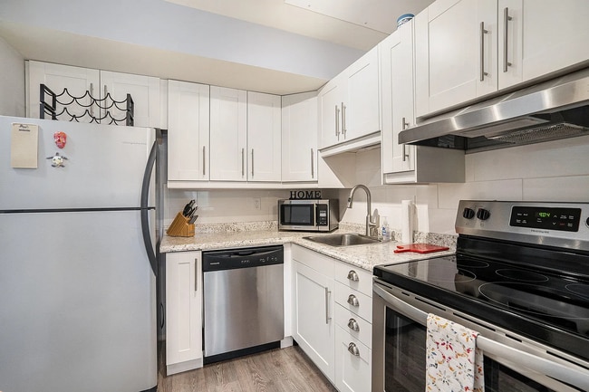 Photo - 3567 Kenbrooke Ct Unit 3567