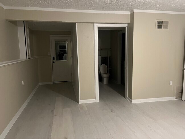 Photo - 18 Bluffside Dr