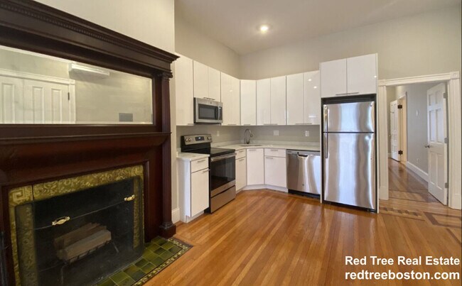 Photo - 287 Newbury St Unit 1