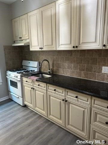 Photo - 75-11 101st Ave