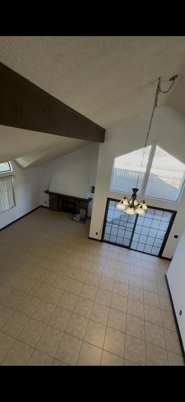 Photo - 5390 Meredith Ave