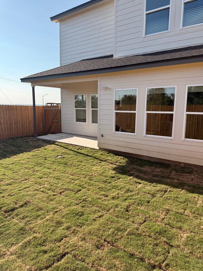 Photo - 510 War Admiral Dr