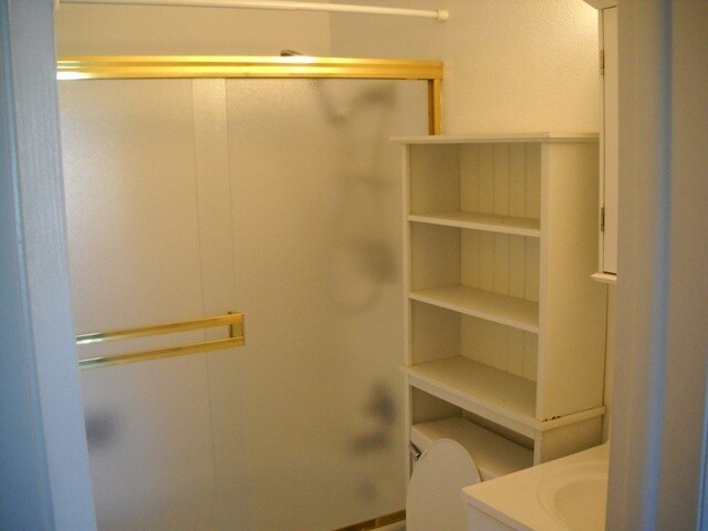 Photo - 3 Bedroom for Great Price In Gunbarrel Close to Many Businesses