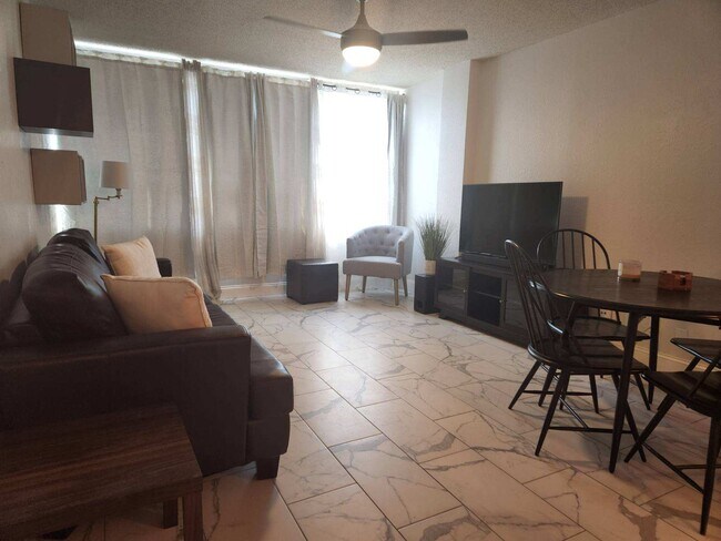 Livingroom - 1800 Lavaca St Unit 104