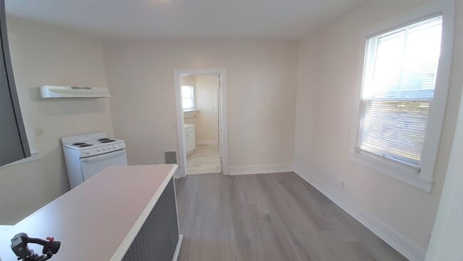 Photo - 143 S Aurora St Unit 143 S Aurora - #1