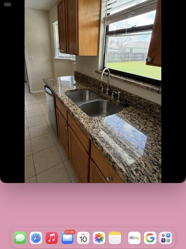 Photo - 726 NE Lanfair St