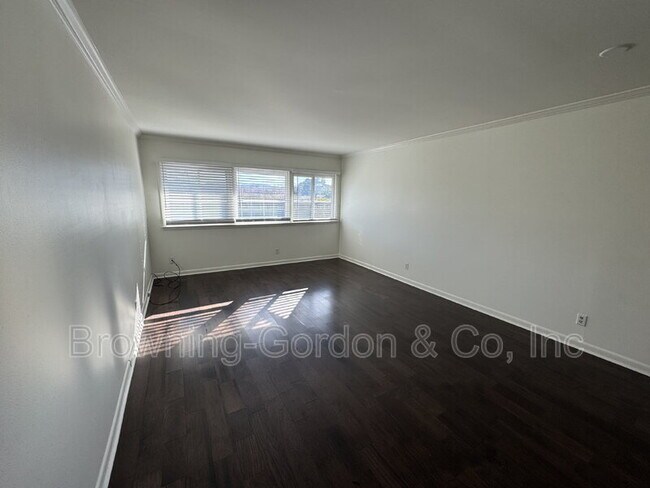 Photo - 1900 Richard Jones Rd Unidad C210