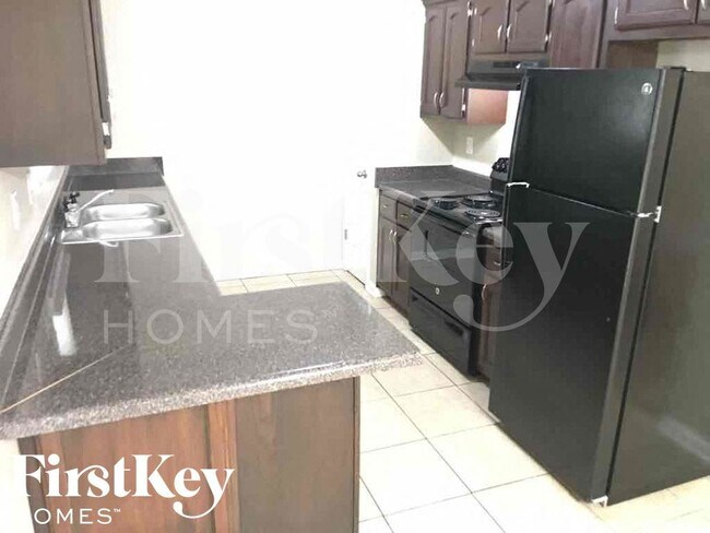 Photo - 7090 Maryland Ct