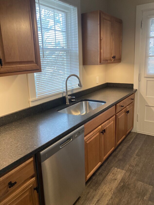 Photo - 243 Dalzell Ave (Pittsburgh, PA)