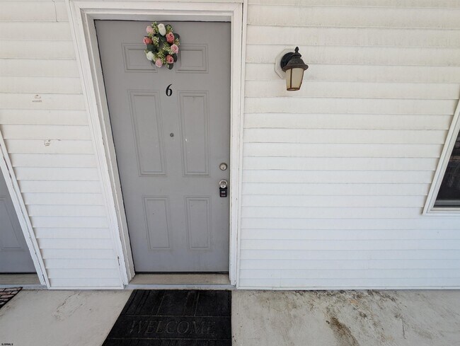 Photo - 12 N Iowa Ave Unit 6