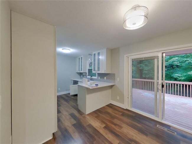 Photo - 4300 Decatur Ave N