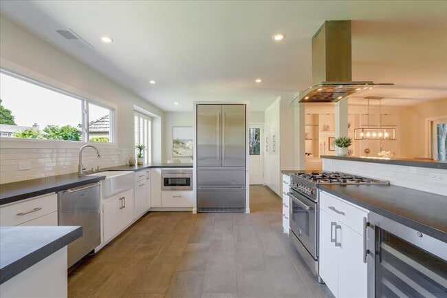 Photo - 31 Belford Way