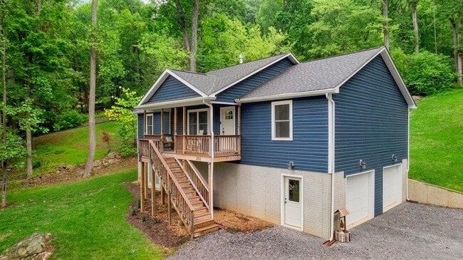 Photo - 293 Red Bud Ln