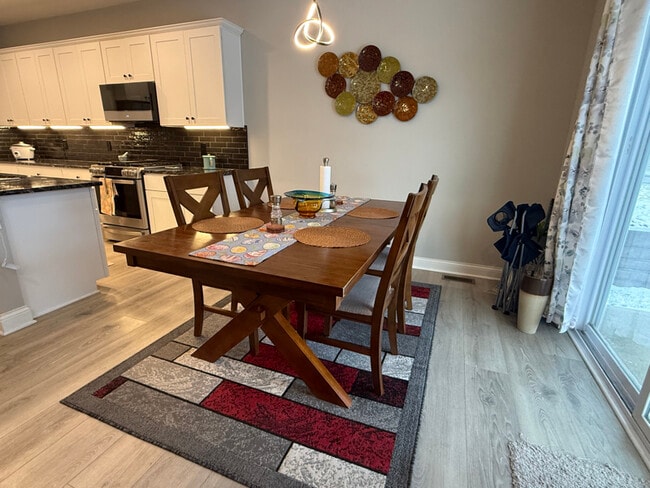 Photo - 391 Village Ln