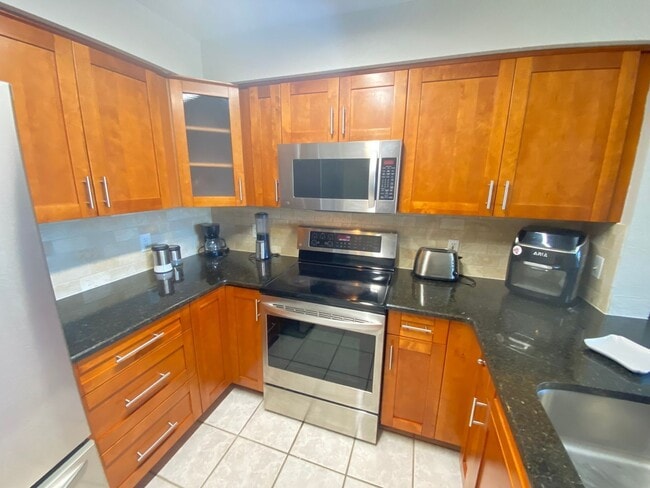 Photo - 13827 Fairway Island Dr Unidad 1232