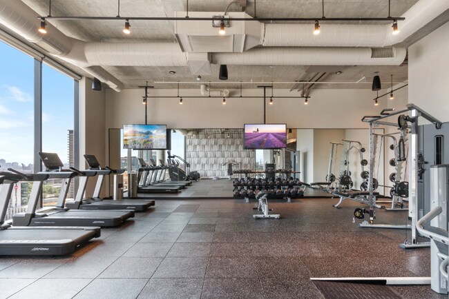 Photo - 352 S Aberdeen St