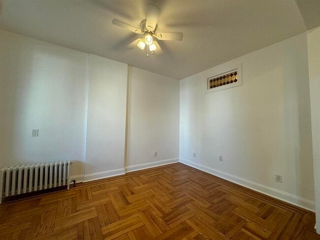 Photo - 445 Monmouth St Unit 2