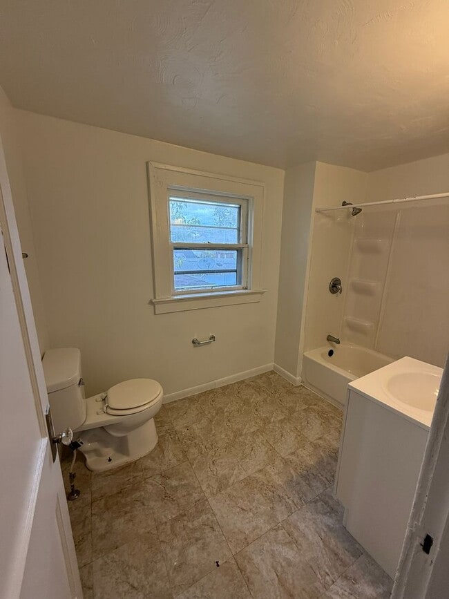 Photo - 3417 Smith St