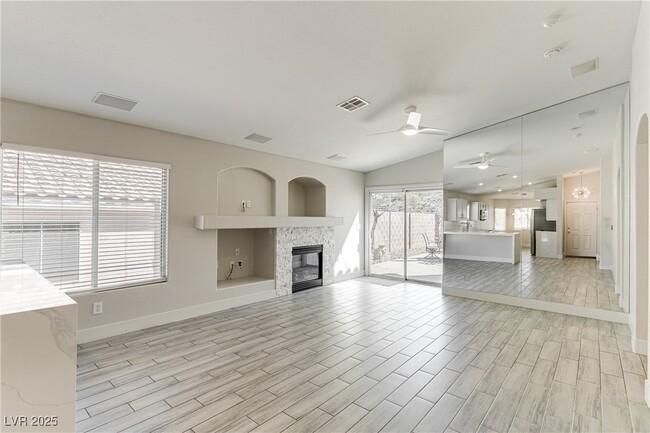 Building Photo - 2259 Smokey Sky Dr