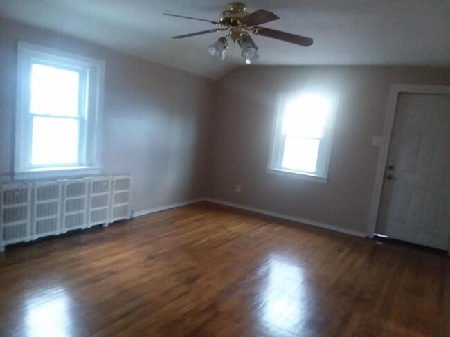 Photo - 48 Buckwalter Rd