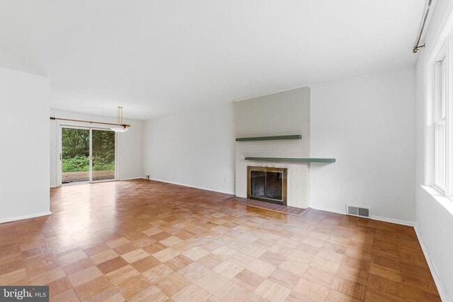 Photo - 6534 Jay Miller Dr