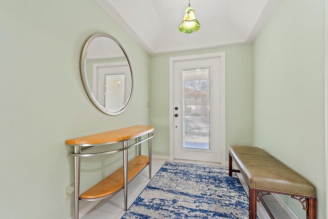 Photo - 413 Brackenwood Ln S Condo