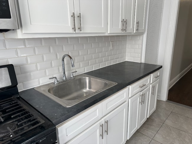 Photo - 115 Fairview Ave Unit 38