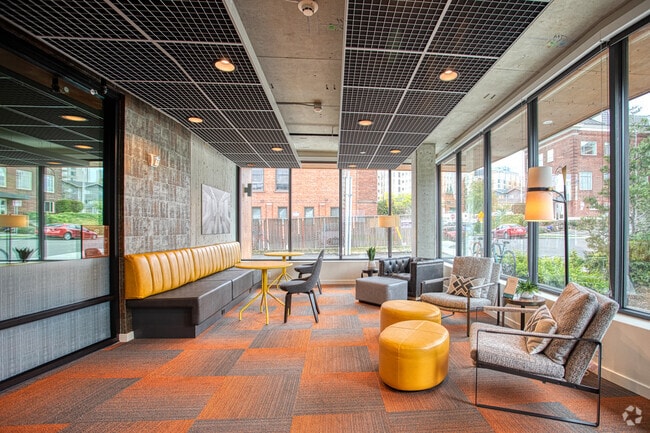 Interior Photo - Metro Line Flats