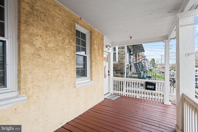 Building Photo - 616 Greenway Ave