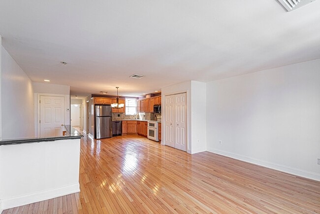 Photo - 1635 Passyunk Ave Unit 2
