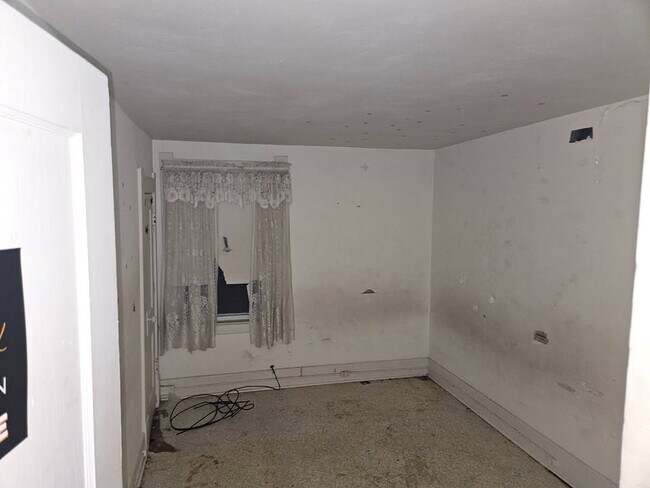 Photo - 2225 Academy Ave