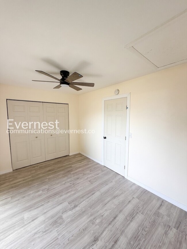 Photo - 5633 Crissman Dr N Unit c3