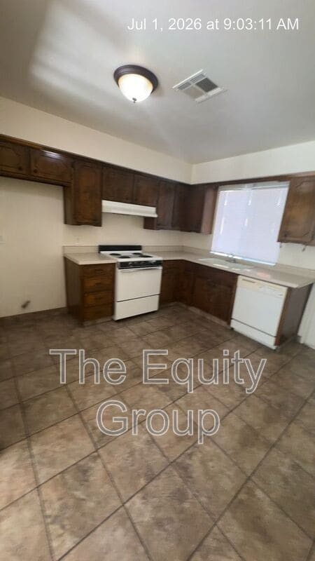 Photo - 2728 S Sallee Ct