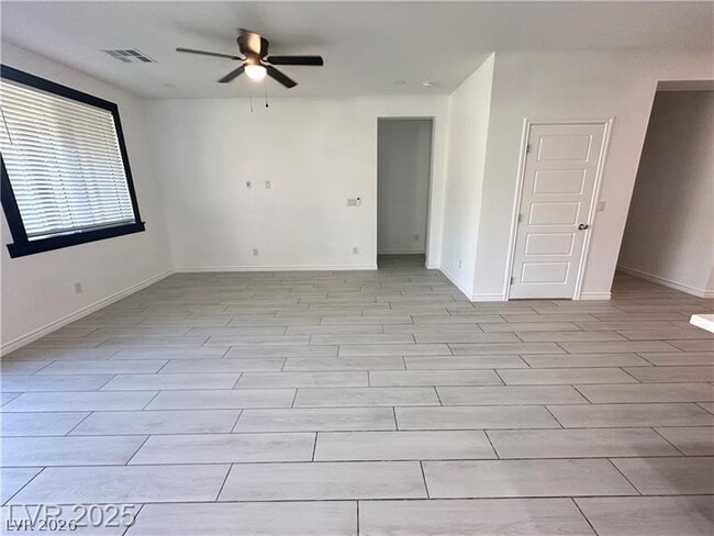 Photo - 9565 Camelback Crk Dr