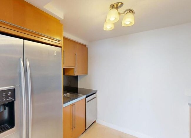 Photo - 6365 Collins Ave