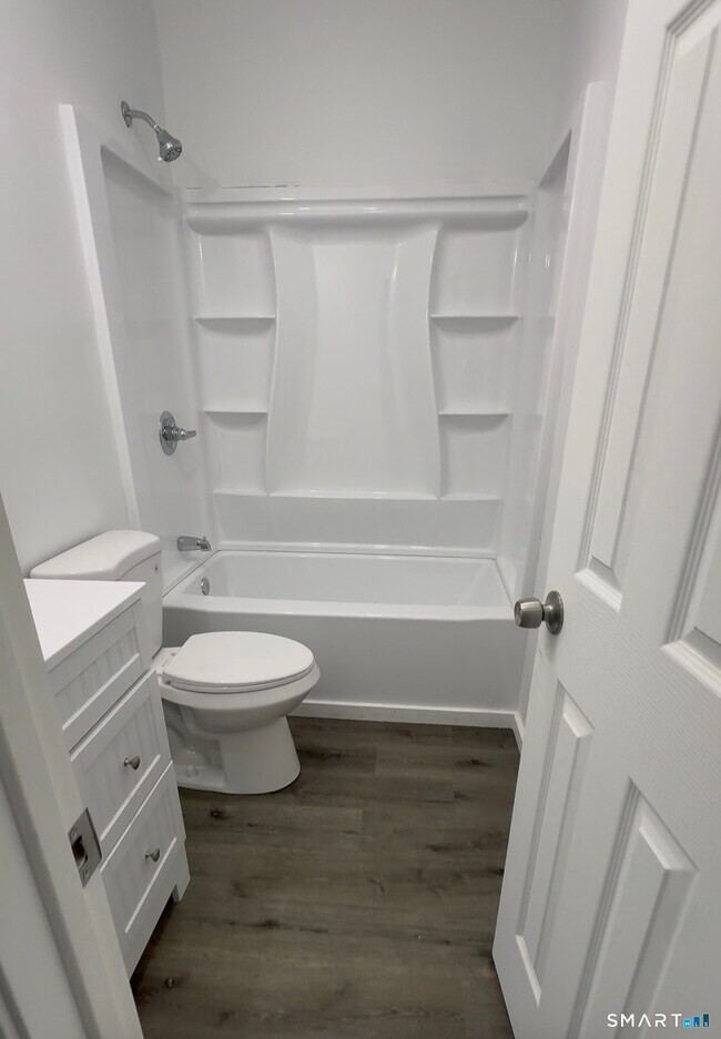 Photo - 16 Arch St Unit 3