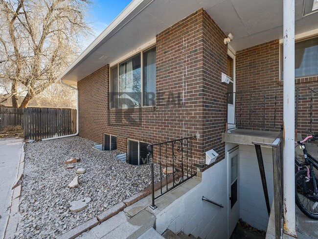 Photo - 1116 Alford St Unit 4