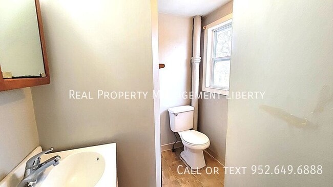 Photo - 412 N Cedar St