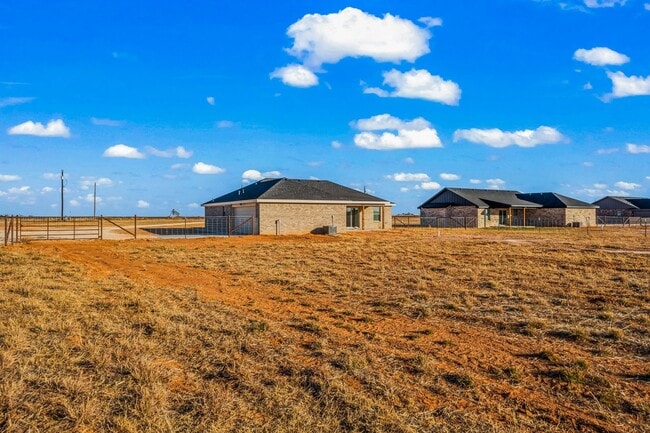Photo - Country Living In Roosevelt ISD! Casa