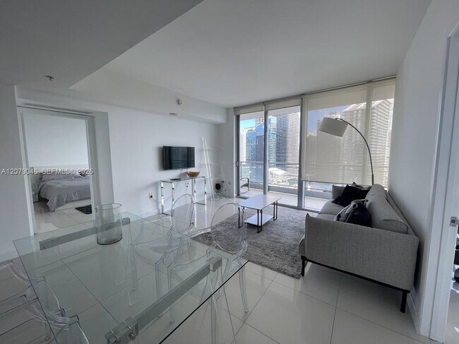 Photo - 92 SW 3rd St Unit 3504