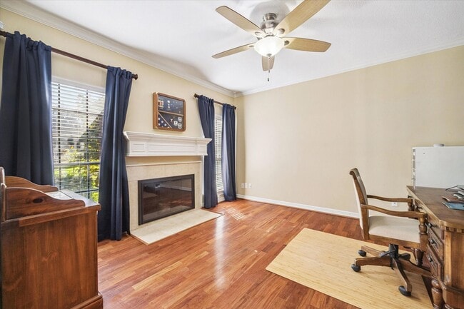 Photo - 1118 Sherfield Ridge Dr