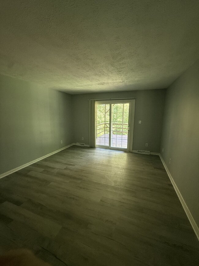 Photo - 2 Bedroom 1 Bathroom Apartment in Madison Heights with off street parking.