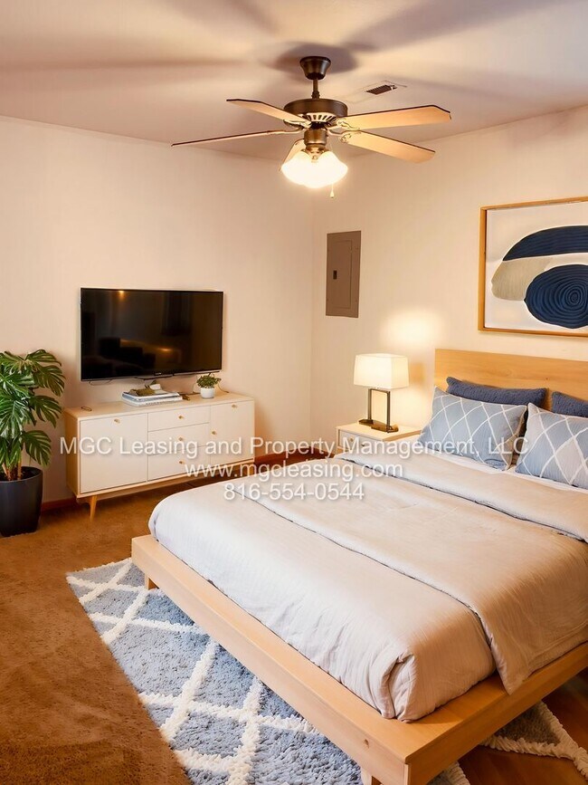 Photo - 105-107 Golfview Dr