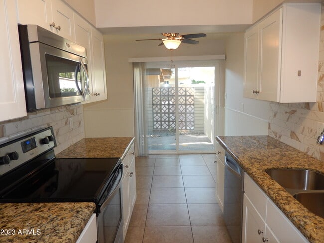 Photo - 3618 E Montecito Ave Unit 2