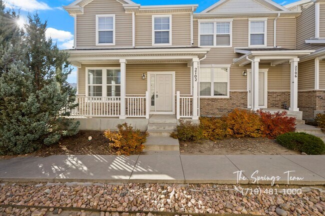 Building Photo - SPACIOUS 3BD/2.5BA TOWNHOME at THE BLUFFS AT SPRING CREEK with A/C - Security Deposit Waiver Avai...